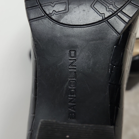 Bandalino Patten Leather Aligator Embossed Heels - Picture 14 of 16